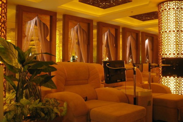 成都慢生活：悠闲茶馆直播养生时光(成都悠闲的慢生活)